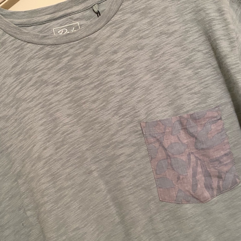 Rails‎ Men's Shirt Skipper Tropical
Green Short Sleeve Pocket T